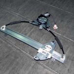 شيشه بالابردرب جلو راست